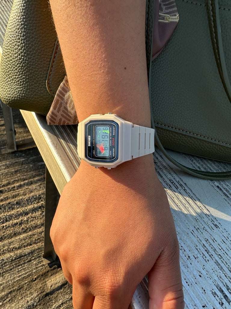 Skmei Digital Watch Retro Beige Shattered / Full Screen Holo Mod