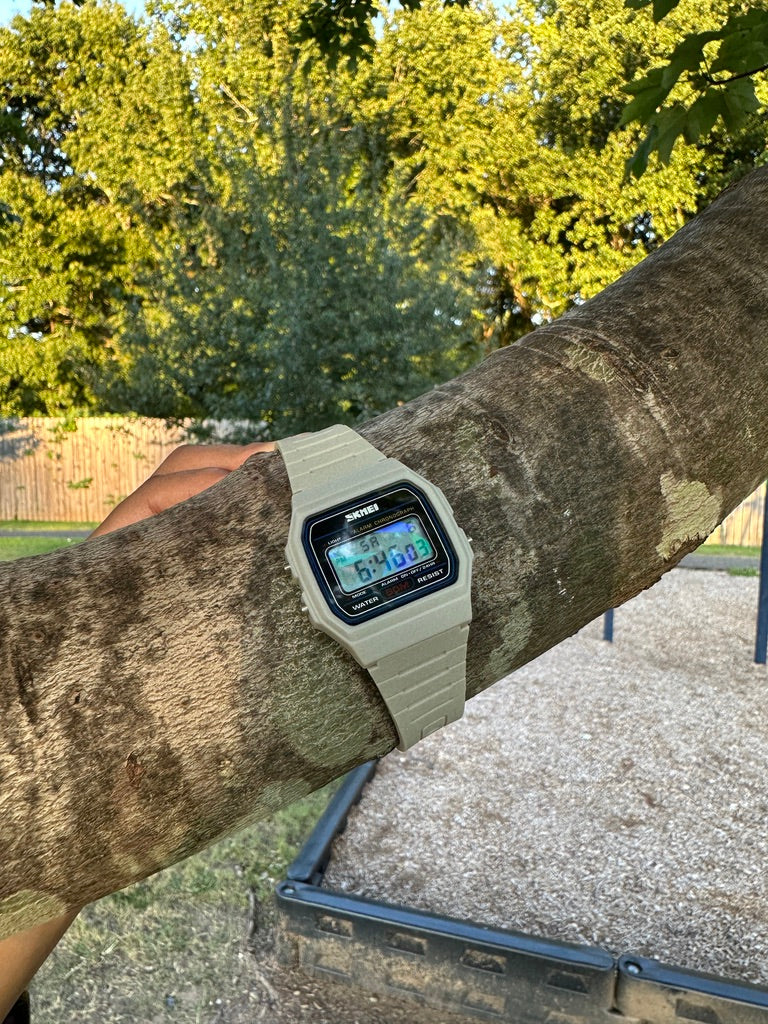 Skmei Digital Watch Retro Beige Shattered / Full Screen Holo Mod
